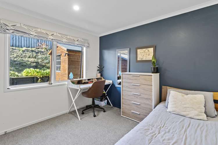 17 Redwood Crescent Hurdon_17