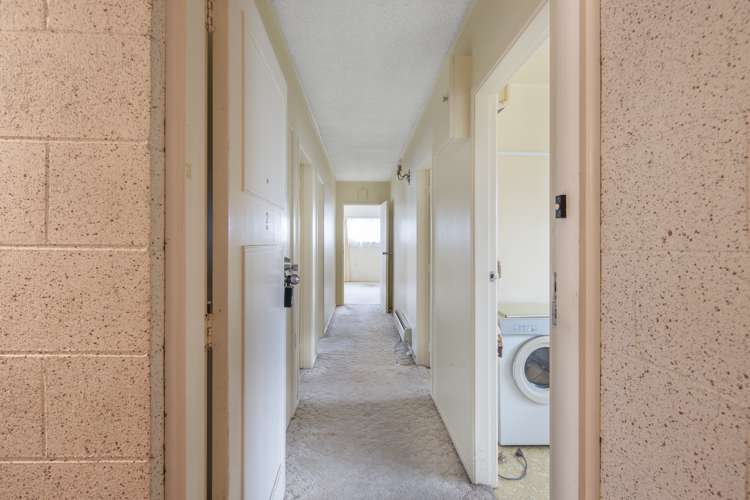 2/10 Box Hill Khandallah_10