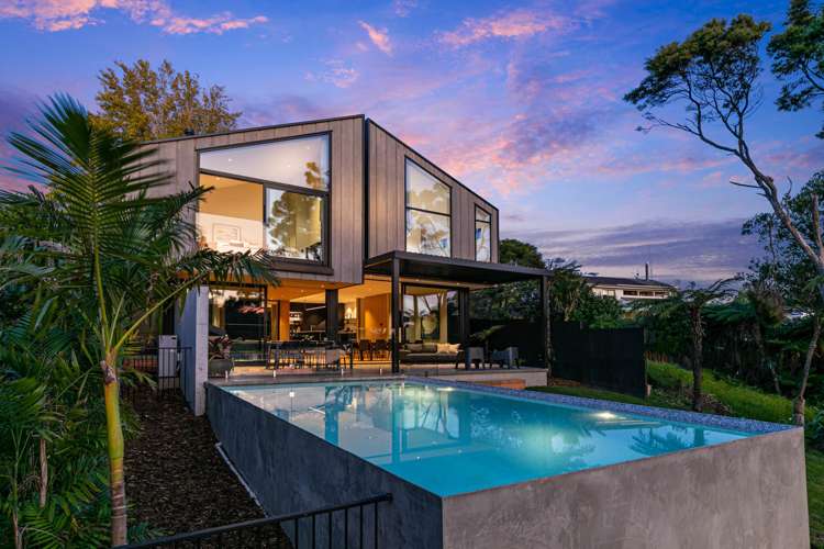 16 Kingfisher Grove Greenhithe_26