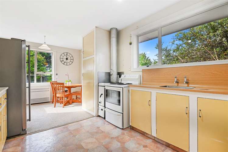 44 Damien Place Bromley_3