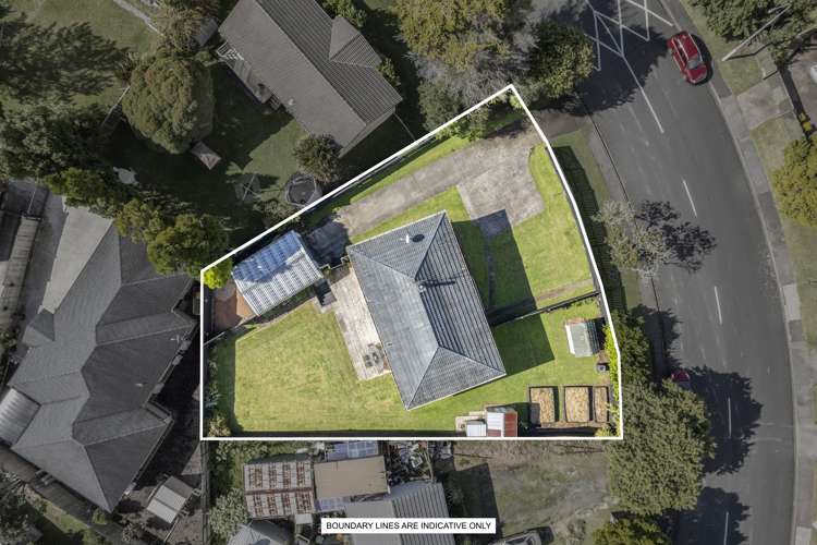 79 Solar Road Glen Eden_13