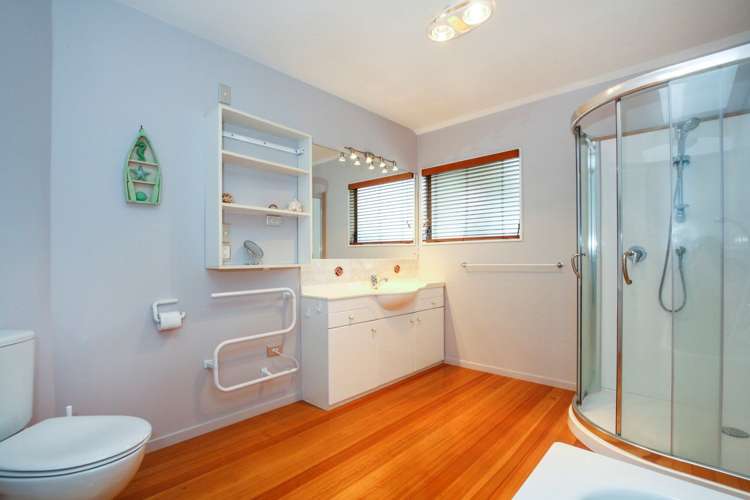 37 Spinnaker Drive Te Atatu Peninsula_10