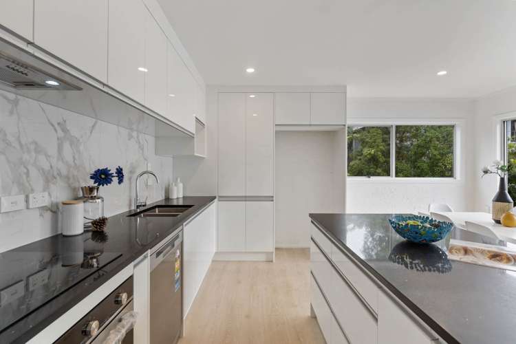 1/18 Jonathan Place Sunnynook_5