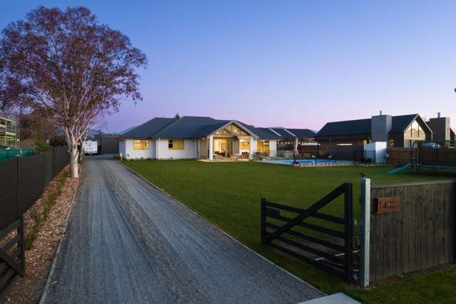 Huge Section And Shed, High Spec Home In Town
