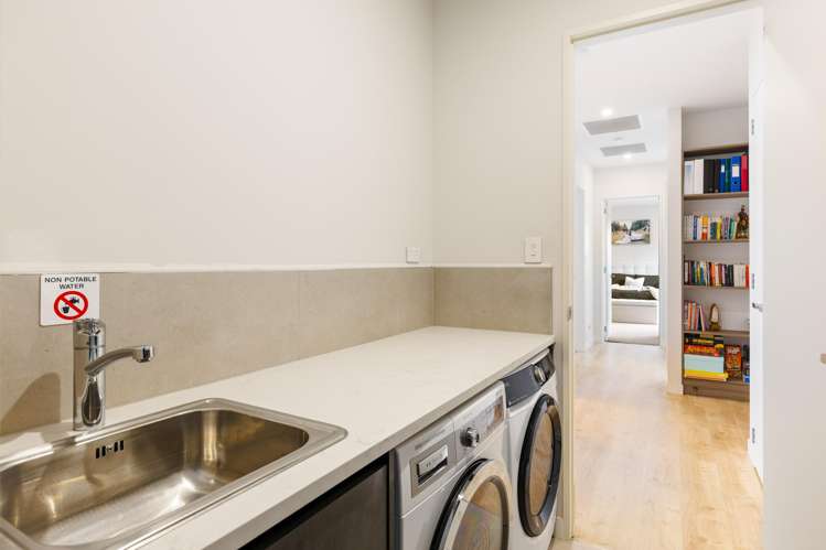 46 Siren Street Milldale_18