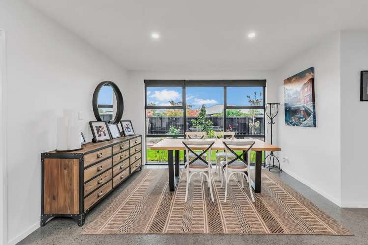 10 Verdeco Boulevard Lincoln_16
