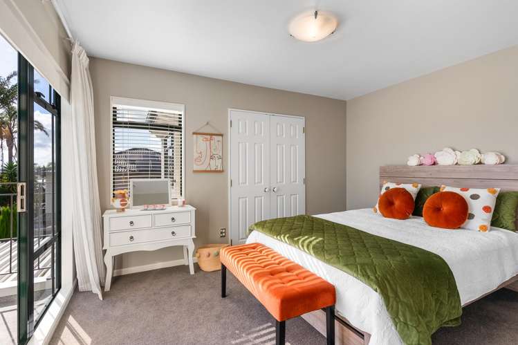 12 Courtneys West Harbour_26