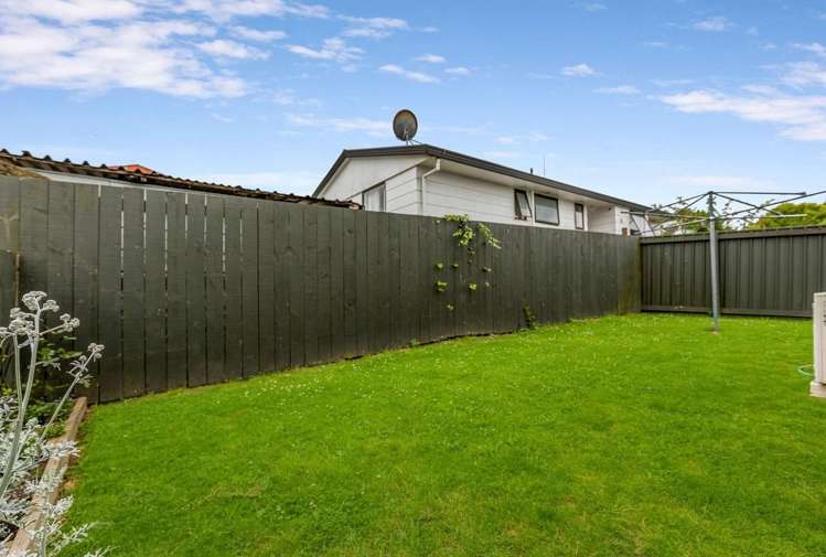 2b Tui Avenue Forest Lake_7