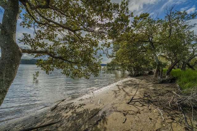 295 Kopaki Point Cooks Beach_3