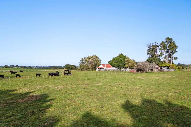 324 Block 8 Road Waitotara_12