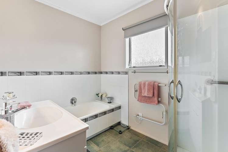 8 Cambridge Street Pahiatua_12