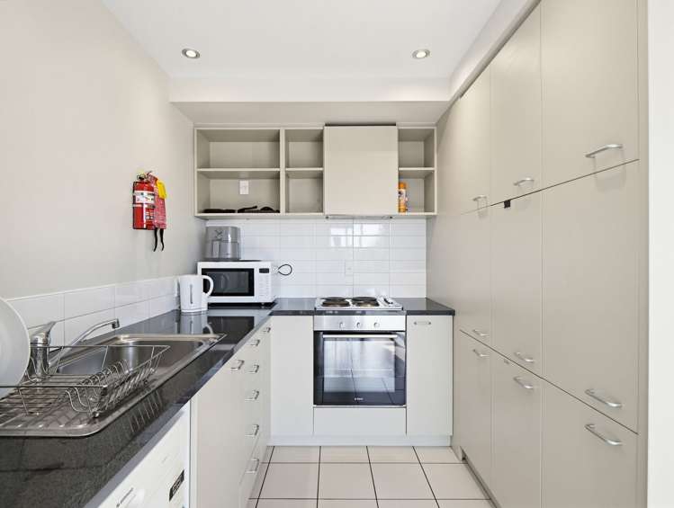 2/31 Poulson Street_5