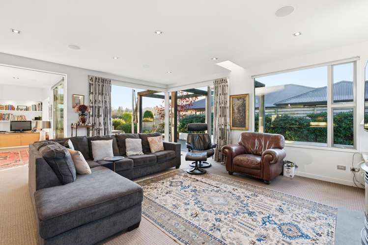 3 Sunninghurst Drive_3