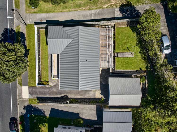 55 Omapere Street Whitby_15