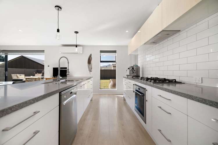 11 Alice Burn Drive Luggate_9