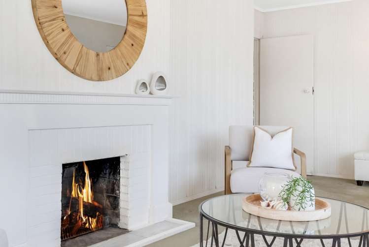 8 Pleasant Place Mellons Bay_10