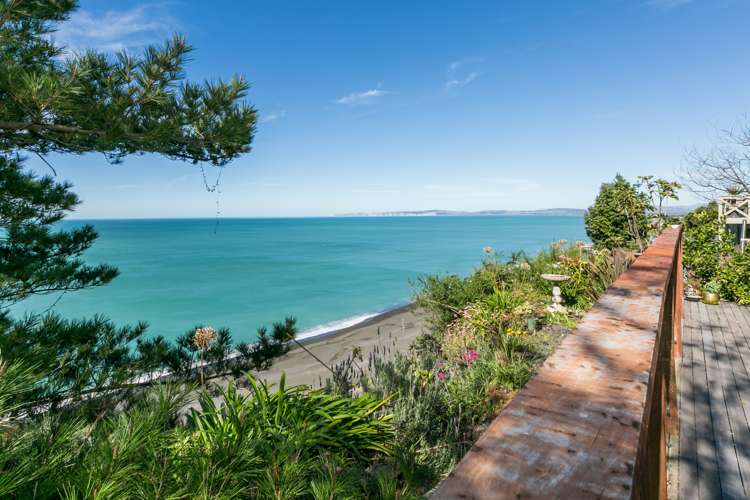 139 Priestley Terrace Bluff Hill_14