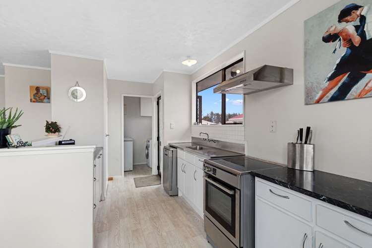 13 Aroha View Avenue Te Aroha_10