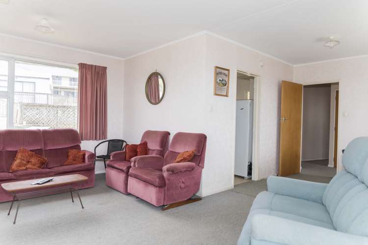 86 Akitio Esplanade Pongaroa_5