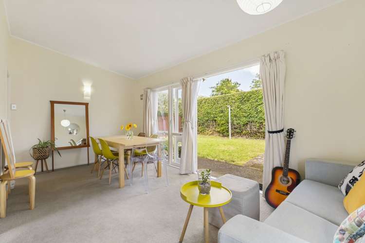 2/181 Mount Smart Road Onehunga_3