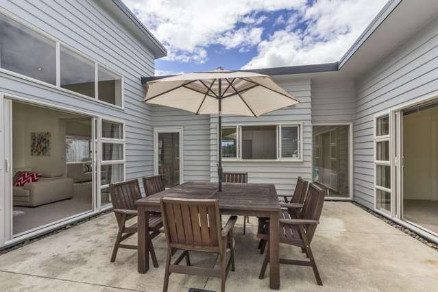 18 Dusky Crescent Aotea_2