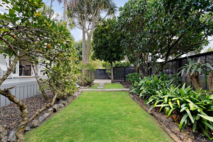 1/26 Alford Street Waterview_13