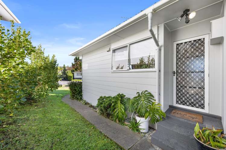 10 Hewlett Road Massey_27