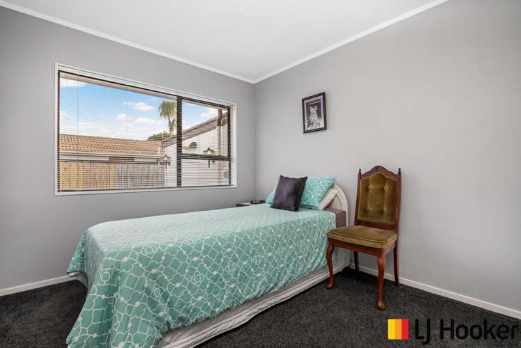 1/3 Seaward Place Wattle Downs_9