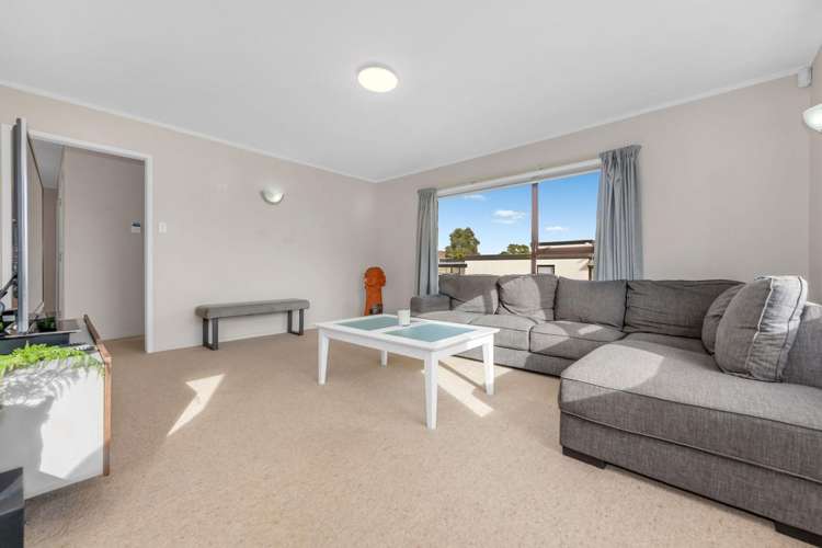 1/9 Tina Place Sunnyhills_6