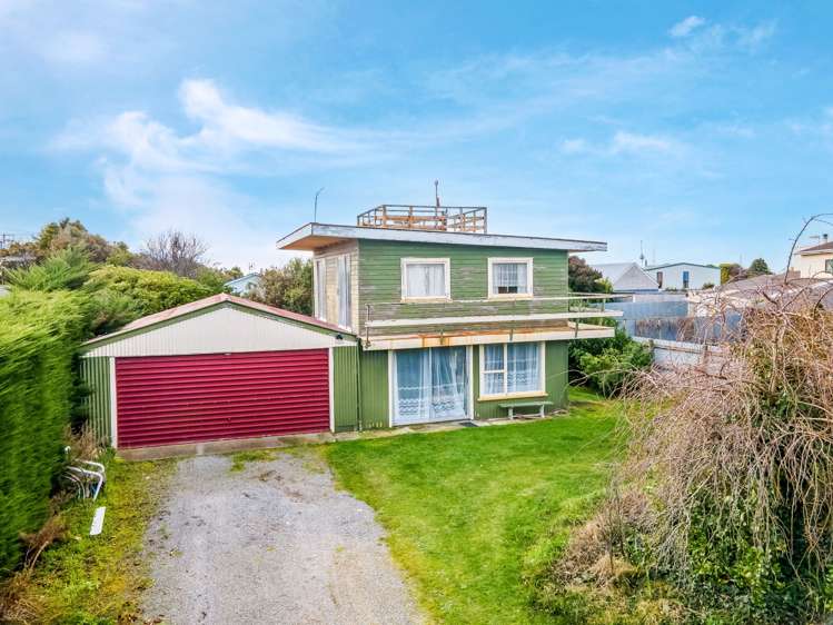 83 Pacific Drive Southbridge_2