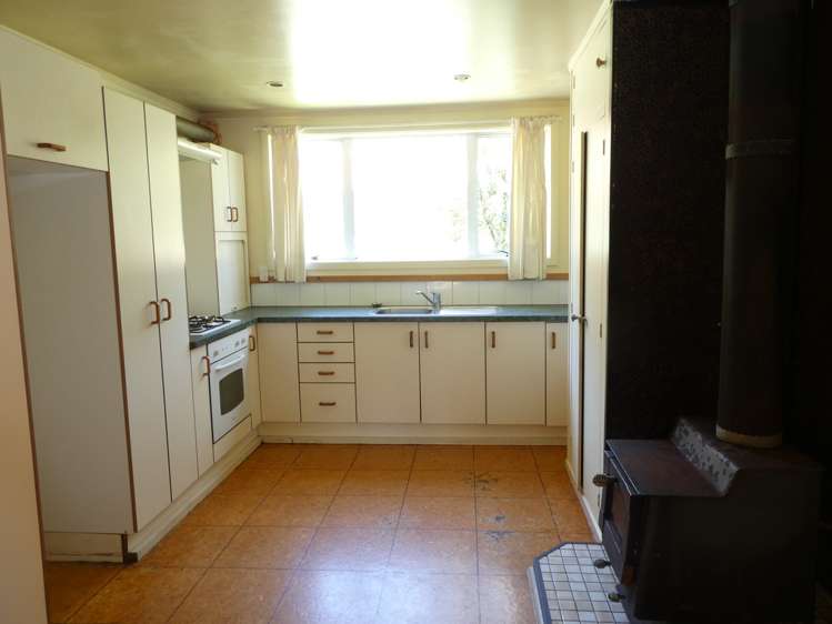 9 Ives Street Hector_15