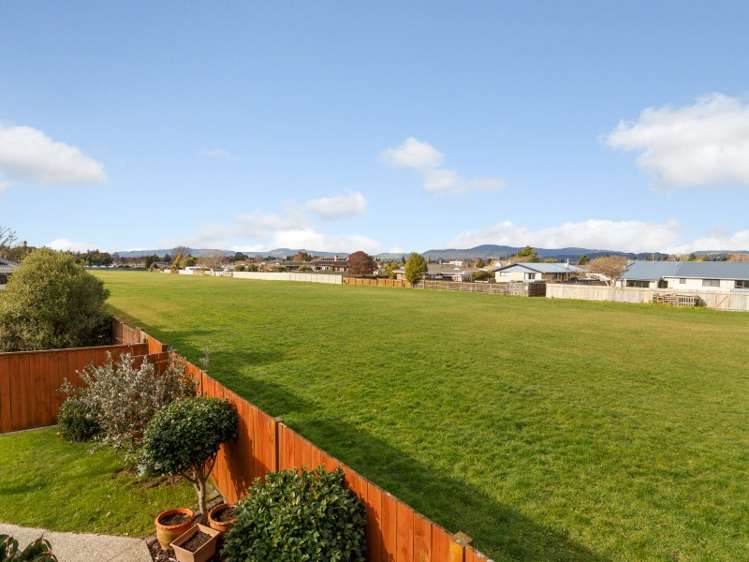 17 Heaphy Place Pukehangi_11