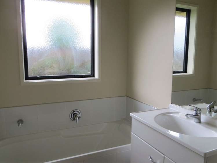 16 Vogel Place Te Aroha_9