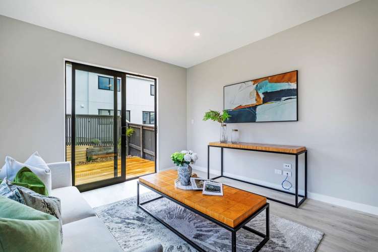 24 Bristol Freighter Road Hobsonville_8