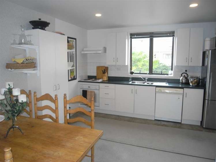 7/27 Rossmay Terrace Mount Eden_5