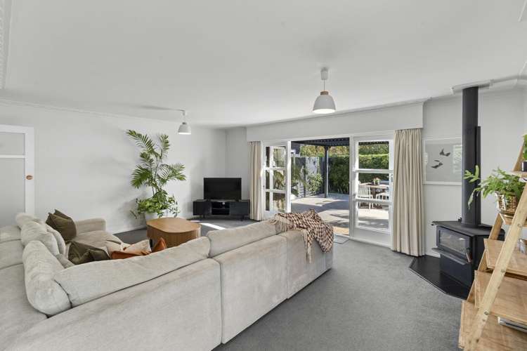 222 Tukapa Street Westown_10