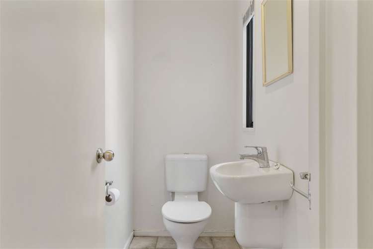 2/110 Nayland Street Sumner_19