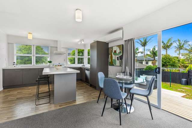 2/111 Hobsonville Road West Harbour_3