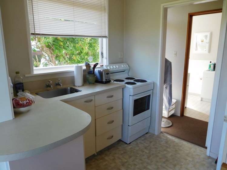 1/13 Napoleon Avenue Milford_4