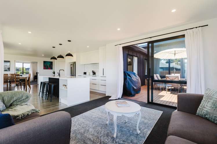 13 Fantail Avenue Carterton_4