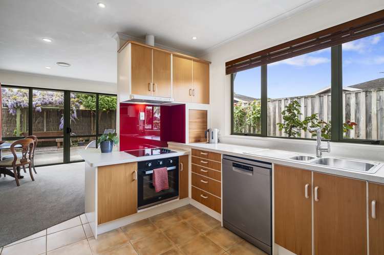 24 Harvey Street Waipahihi_1