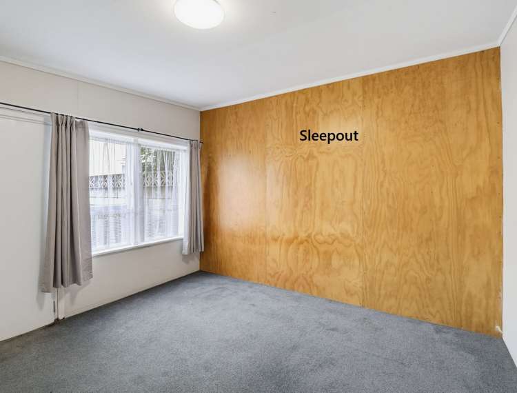 19 Hereford Street West End_34