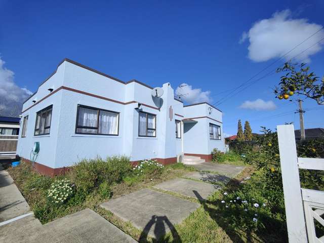 50 Earlsworth Road, Mangere East