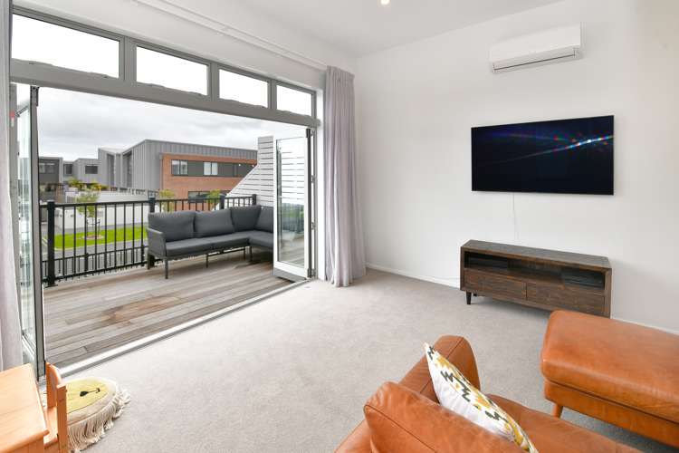 8 Watermill Lane Silverdale_12