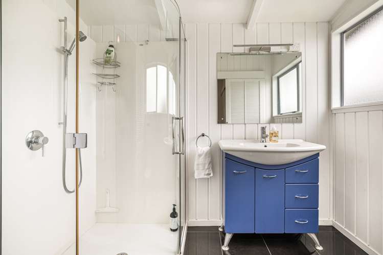 64 Hauraki Road Oneroa_17