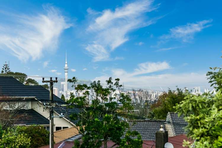 71 Ravenwood Drive Forrest Hill_24