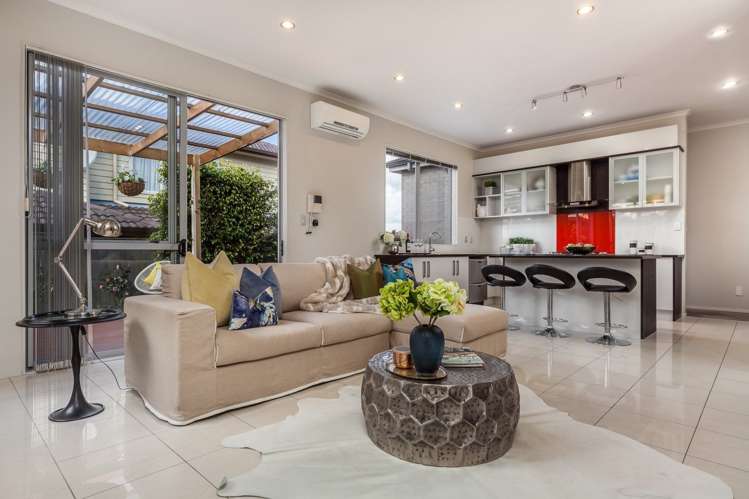 15 Seresin Crescent Flat Bush_6