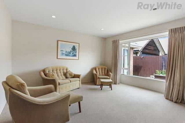 5 Strathmore Gardens Burwood_3