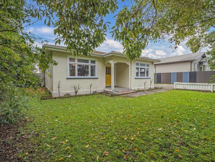 385 Botanical Road West End_0