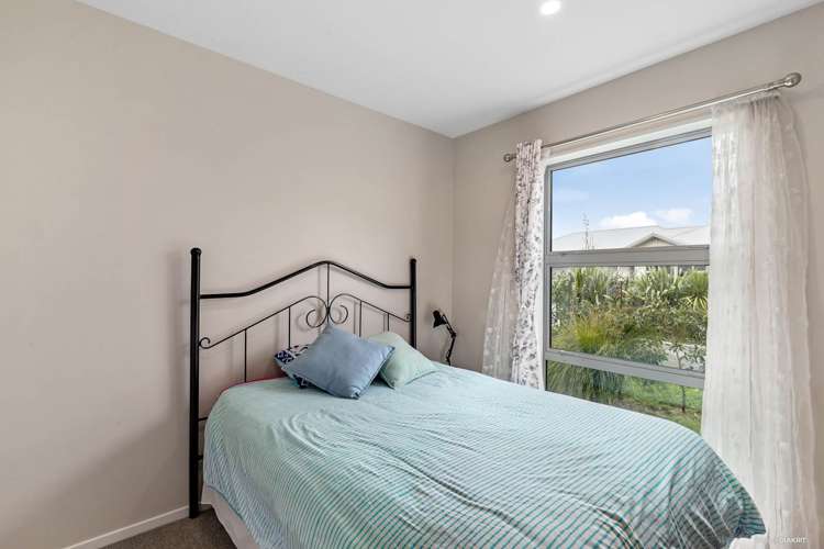 22 Fairwater Road Warkworth_14